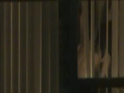 可爱的十几岁的小妞被她的性感男友撞了