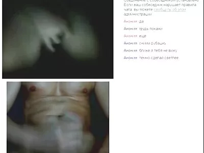 BBW 乌木女士骑着她的伙伴在网络摄像头前
