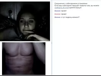漂亮的女同性恋宝贝舔彼此的阴户