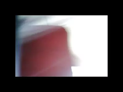 在女同性恋肛门舔动作的大山雀的金发女郎