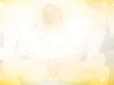 白皮肤的小妞玩肛门球并分享一个大公鸡