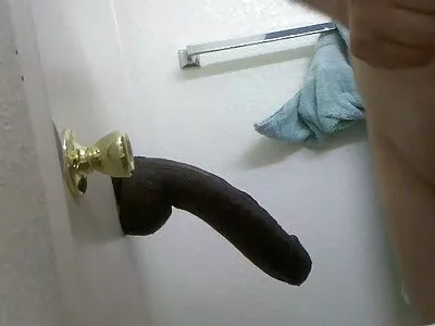 渴望熟女第一次约会以热情的敲打结束